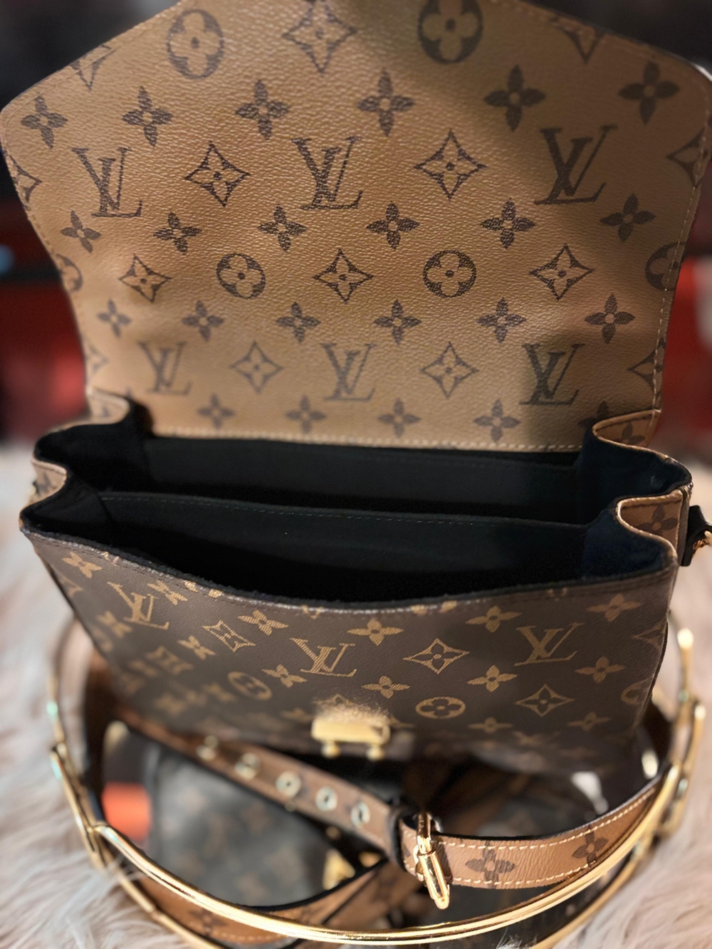 Louis Vuitton Monogram Two-Tone Crossbody Bag - Brown/Tan MM - Picture 4 of 4